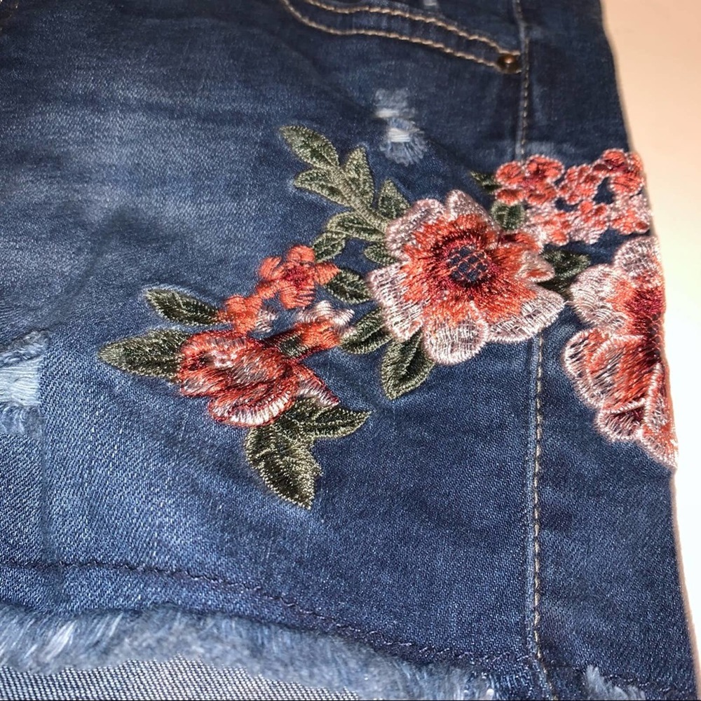 Wax Jean Womens Jean Shorts Stretch Denim  size S - Picture 5 of 7